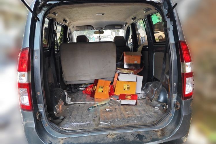 Used Wuling Hongguang 2010 1.2L Base Version China IV Standard Trunk