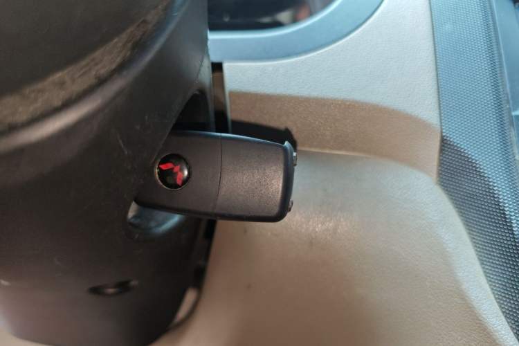 Used Wuling Hongguang 2010 1.4L Comfort Version Vehicle Key