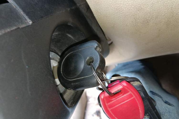 Used Wuling Hongguang 2010 1.4L Standard Version Vehicle Key