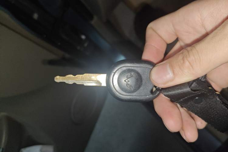 Used Wuling Hongguang 2010 1.4L Standard Version Vehicle Key