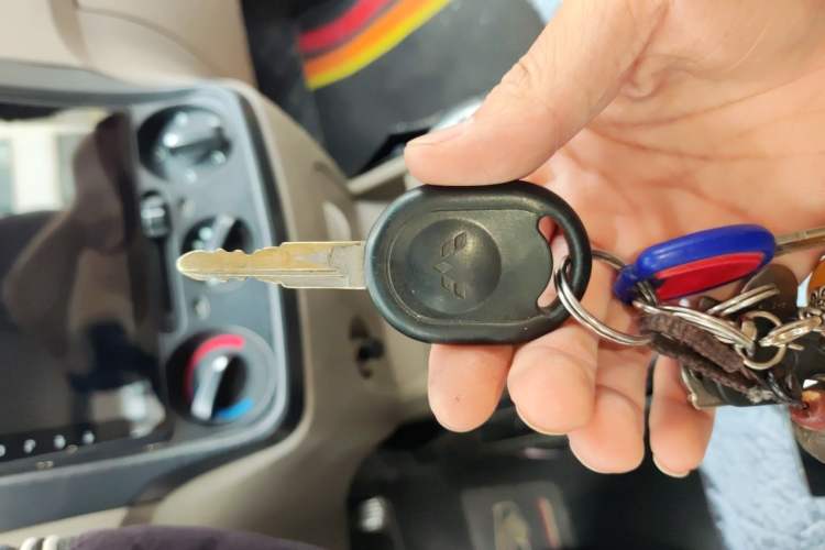 Used Wuling Hongguang 2010 1.2L Standard Version China IV Vehicle Key