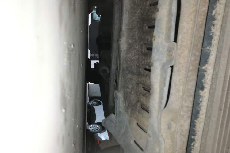 Used Wuling Hongguang 2010 1.4L Luxury Model Chassis Front