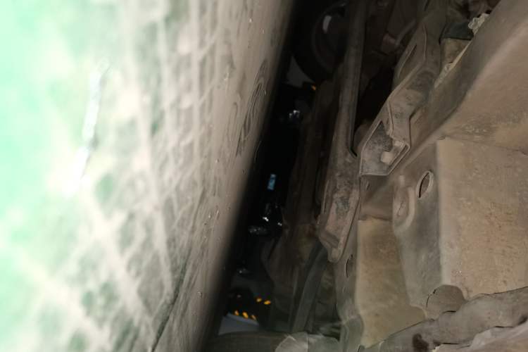 Used Wuling Hongguang 2010 1.4L Luxury Model Chassis Front Right