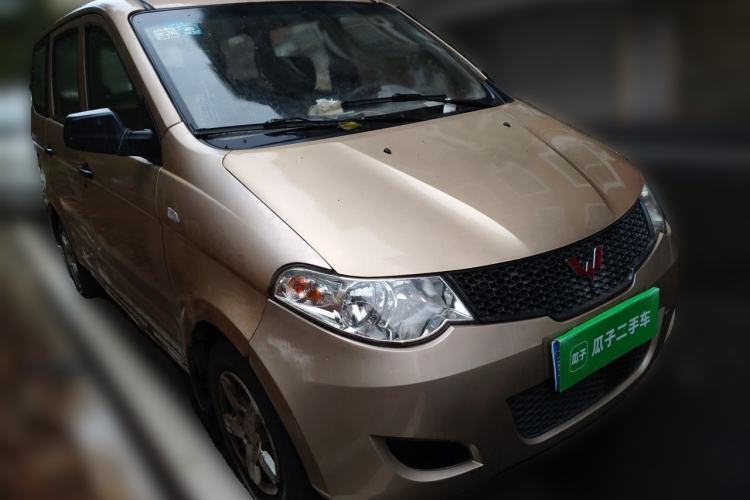 Used Wuling Hongguang 2010 1.2L Base Version China IV Standard Front Right 45 Deg