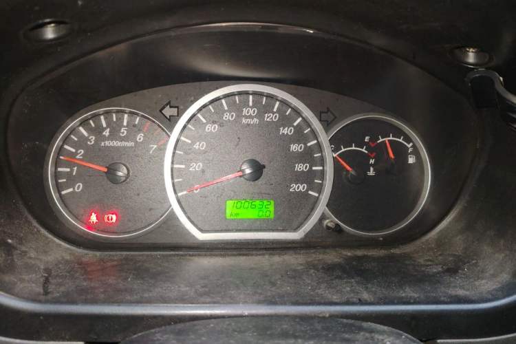 Used Wuling Hongguang 2010 1.2L Base Version China IV Standard Instrument Cluster