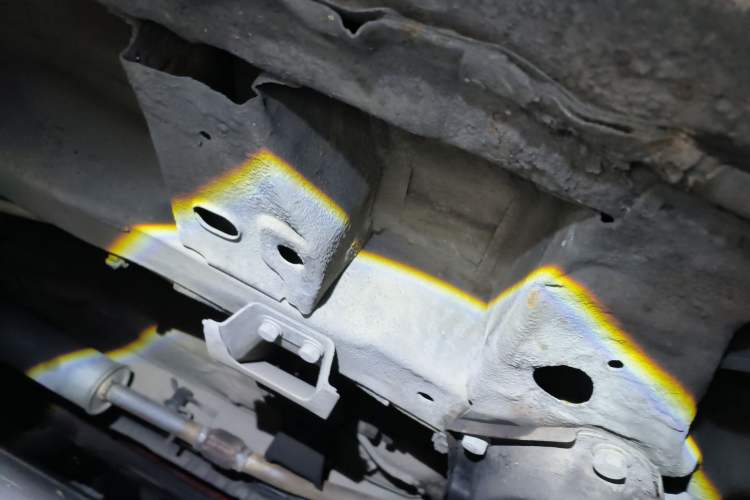 Used Wuling Hongguang 2010 1.4L Standard Version Chassis Front Right