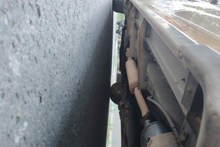 Used Wuling Hongguang 2010 1.4L Luxury Model Chassis Rear Left