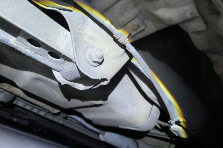 Used Wuling Hongguang 2010 1.4L Standard Version Chassis Rear Right