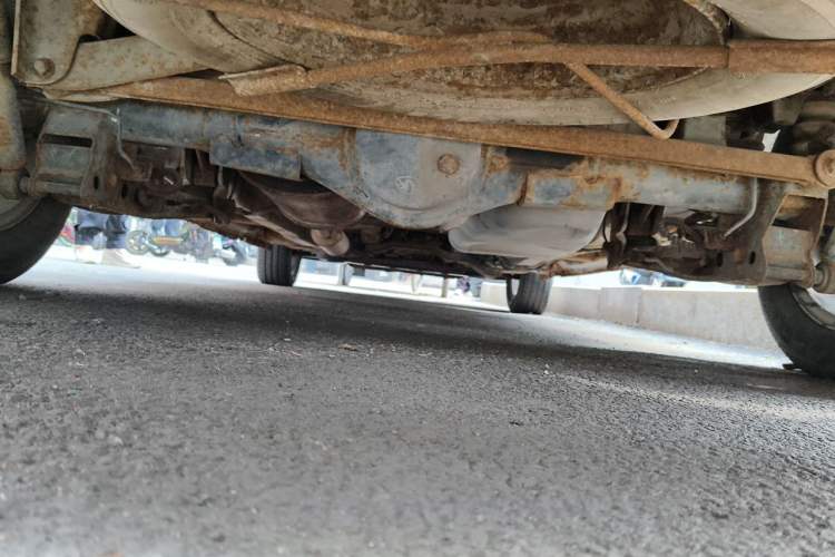 Used Wuling Hongguang 2010 1.4L Standard Version Chassis Rear