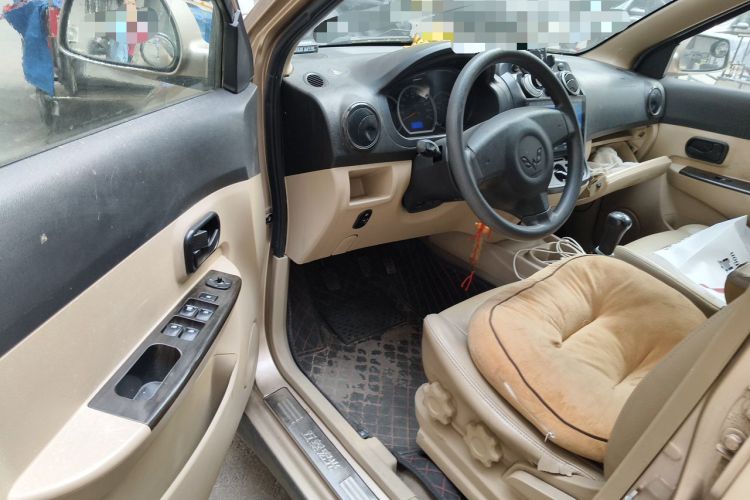 Used Wuling Hongguang 2010 1.4L Standard Version Driver Seat