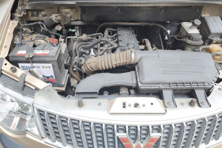 Used Wuling Hongguang 2010 1.4L Luxury Model Engine Bay