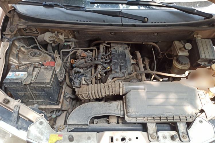 Used Wuling Hongguang 2010 1.4L Comfort Version Engine Bay