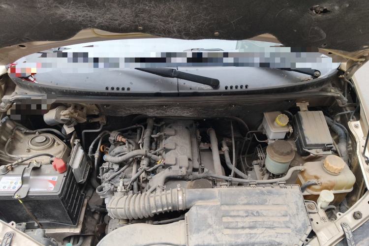 Used Wuling Hongguang 2010 1.4L Standard Version Engine Bay