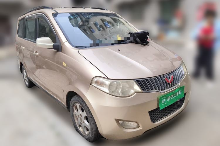 Used Wuling Hongguang 2010 1.4L Standard Version Front Right 45 Deg