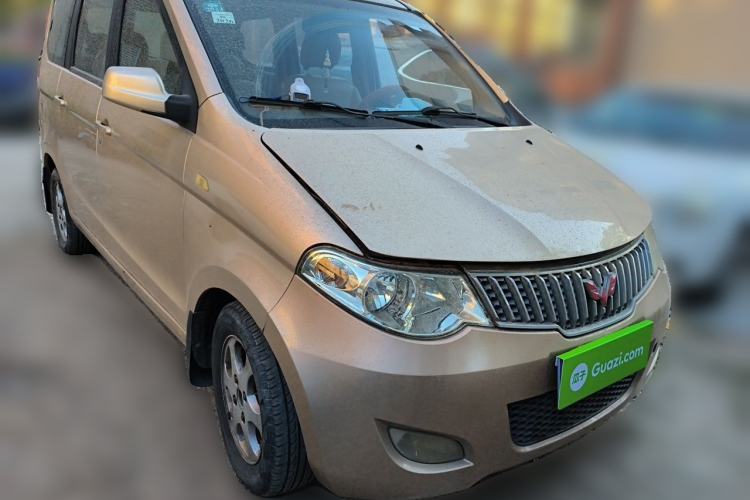 Used Wuling Hongguang 2010 1.4L Comfort Version Front Right 45 Deg