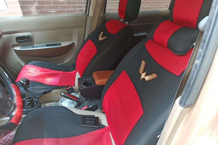 Used Wuling Hongguang 2010 1.4L Comfort Version Left Front Seat