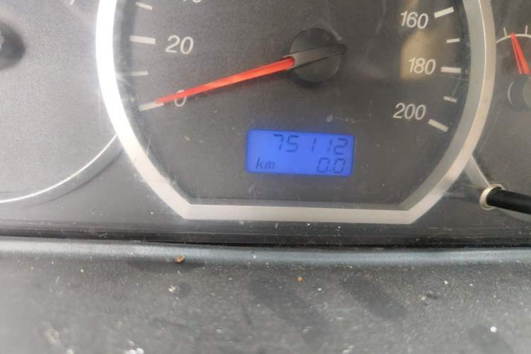 Used Wuling Hongguang 2010 1.4L Luxury Model Odometer Close Up