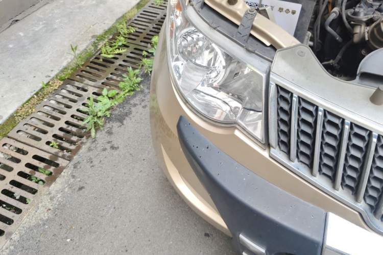 Used Wuling Hongguang 2010 1.4L Luxury Model Right Front Headlight