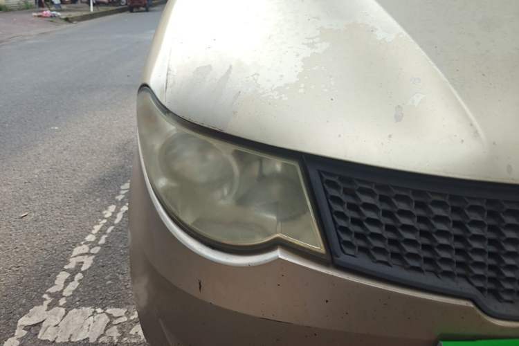 Used Wuling Hongguang 2010 1.2L Base Version China IV Standard Right Front Headlight
