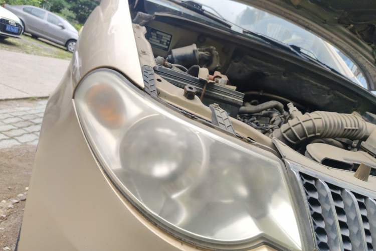 Used Wuling Hongguang 2010 1.4L Luxury Model Right Front Headlight