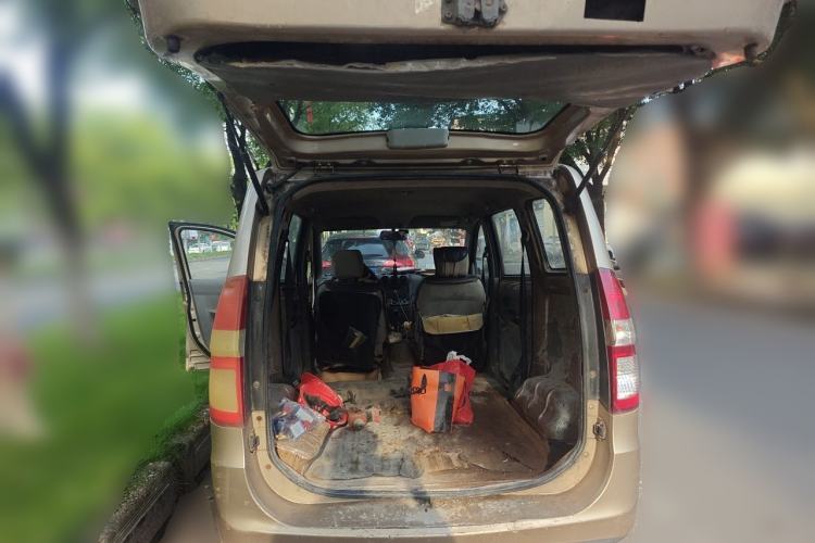 Used Wuling Hongguang 2010 1.2L Base Version China IV Standard Trunk