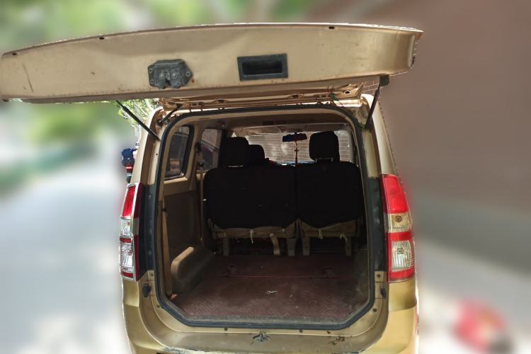 Used Wuling Hongguang 2010 1.4L Comfort Version Trunk