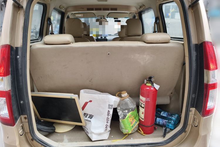 Used Wuling Hongguang 2010 1.4L Standard Version Trunk