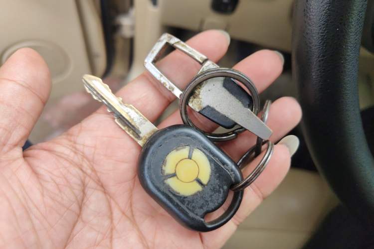 Used Wuling Hongguang 2010 1.4L Luxury Model Vehicle Key