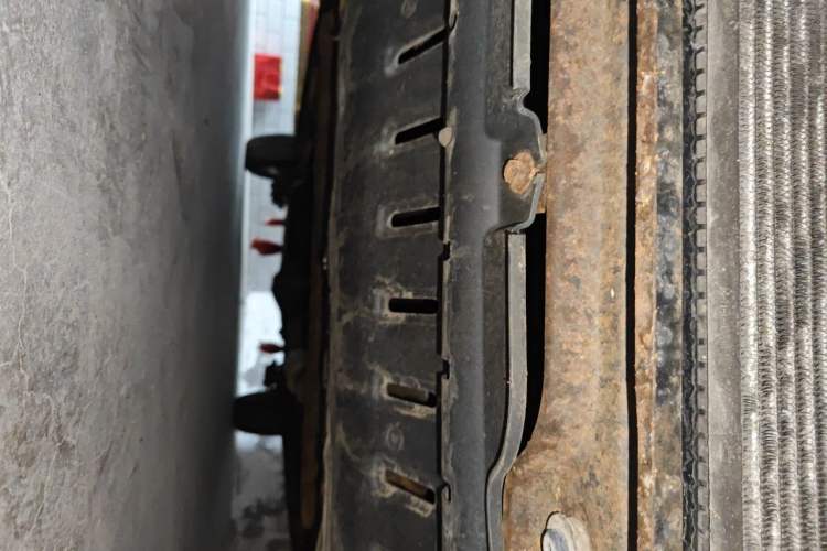 Used Wuling Hongguang 2010 1.4L Comfort Version Chassis Front