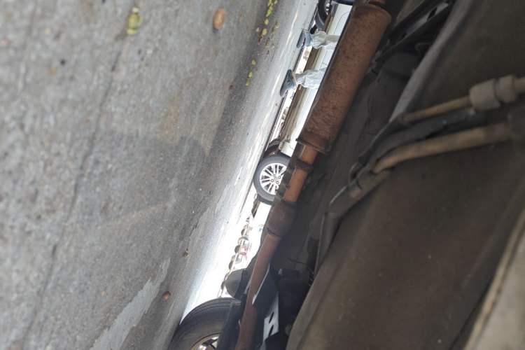 Used Wuling Hongguang 2010 1.4L Standard Version Chassis Front Right