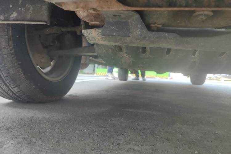 Used Wuling Hongguang 2010 1.4L Luxury Model Chassis Front Right