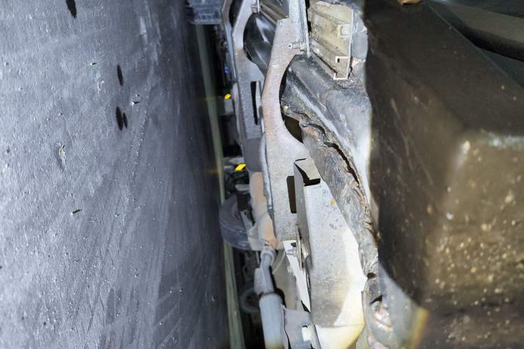 Used Wuling Hongguang 2010 1.2L Standard Version China IV Chassis Front Right