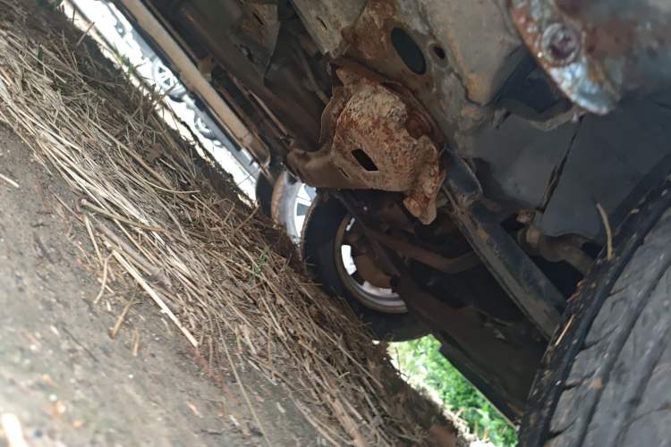 Used Wuling Hongguang 2010 1.4L Standard Version Chassis Front Right
