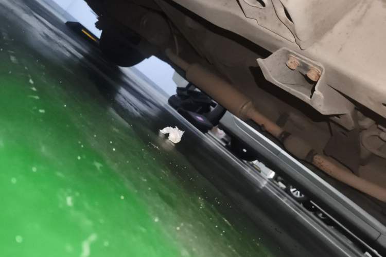 Used Wuling Hongguang 2010 1.2L Base Version China IV Standard Chassis Front Right