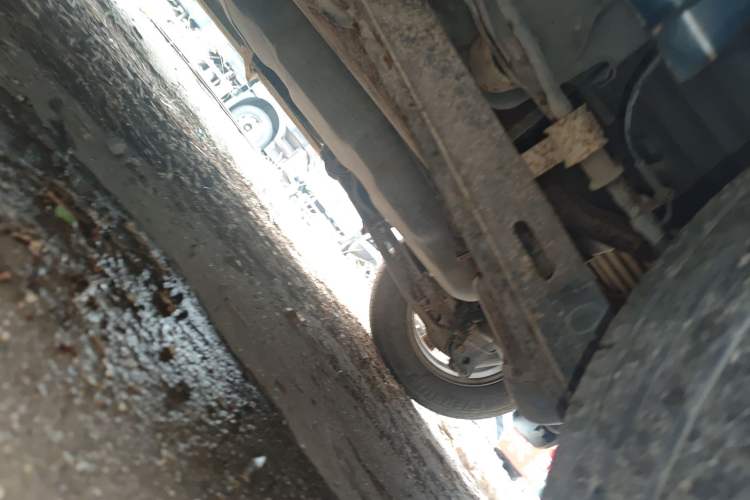 Used Wuling Hongguang 2010 1.4L Standard Version Chassis Rear Left