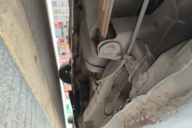 Used Wuling Hongguang 2010 1.2L Base Version China IV Standard Chassis Rear Right