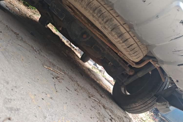 Used Wuling Hongguang 2010 1.4L Standard Version Chassis Rear