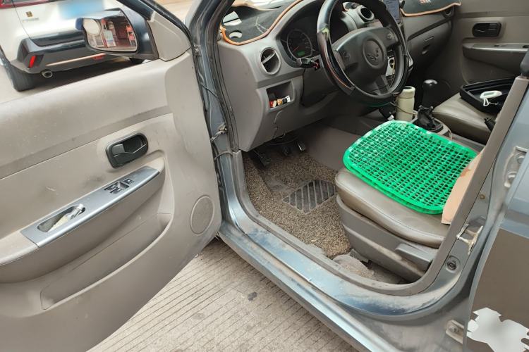 Used Wuling Hongguang 2010 1.2L Base Version China IV Standard Driver Seat