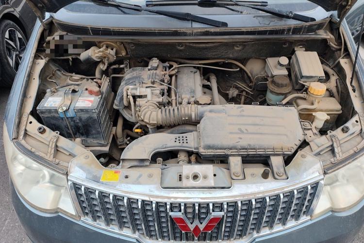 Used Wuling Hongguang 2010 1.2L Comfort Edition China IV Engine Bay