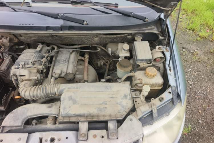 Used Wuling Hongguang 2010 1.2L Standard Version China IV Engine Bay Left