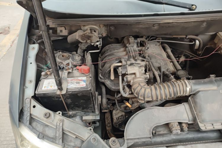 Used Wuling Hongguang 2010 1.2L Base Version China IV Standard Engine Bay Right