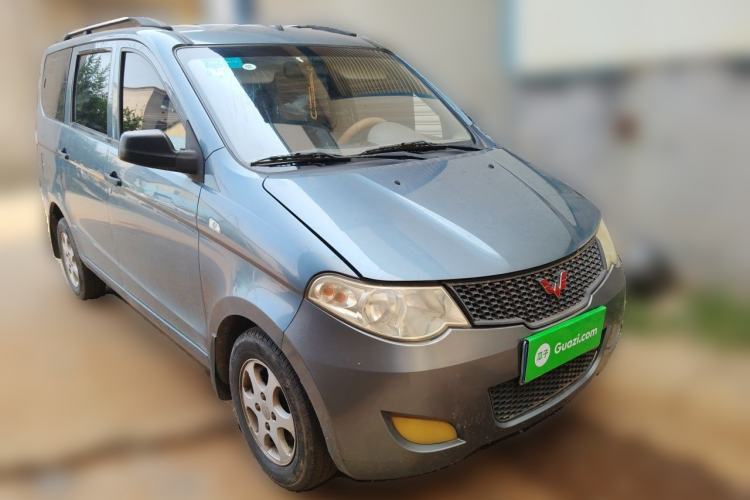 Used Wuling Hongguang 2010 1.2L Base Version China IV Standard Front Right 45 Deg