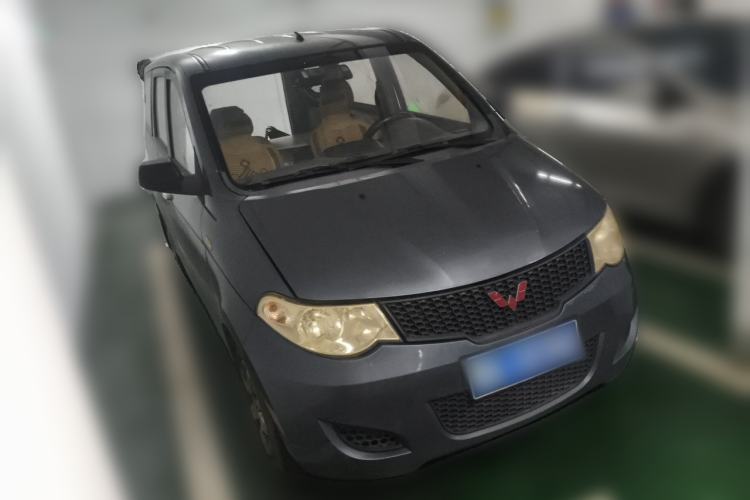 Used Wuling Hongguang 2010 1.2L Base Version China IV Standard Front Right 45 Deg