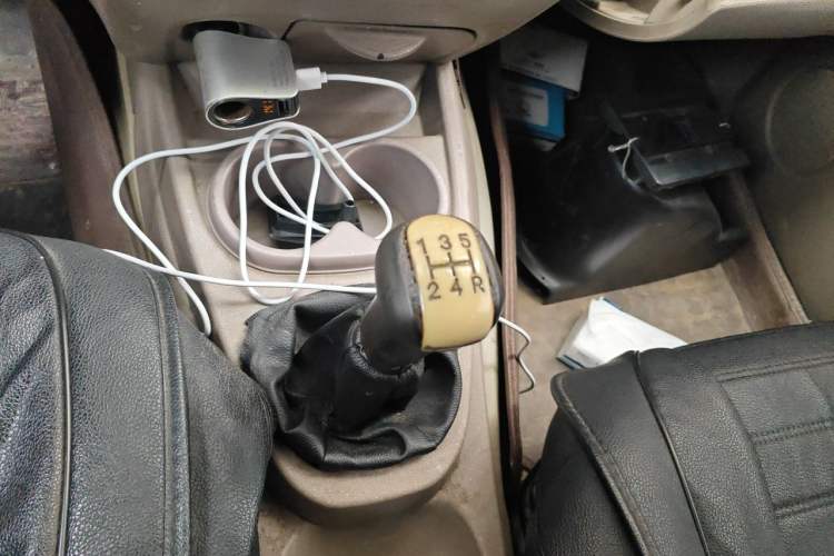 Used Wuling Hongguang 2010 1.4L Standard Version Gear Lever