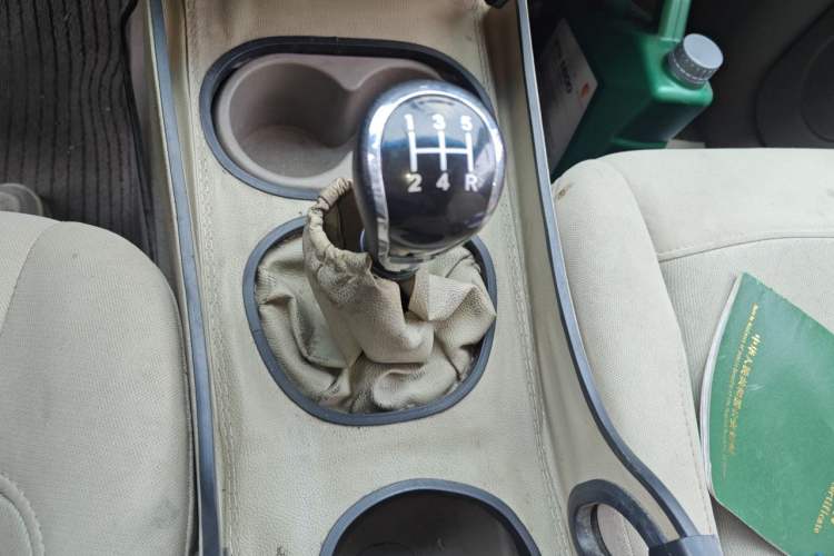 Used Wuling Hongguang 2010 1.4L Standard Version Gear Lever