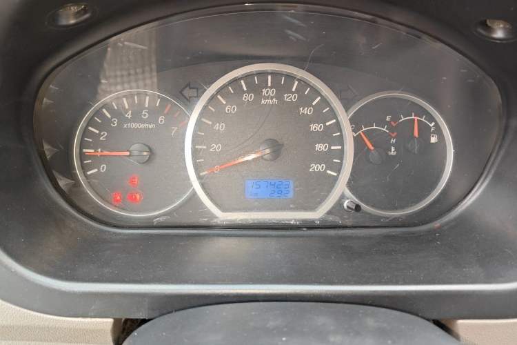 Used Wuling Hongguang 2010 1.2L Comfort Edition China IV Instrument Cluster