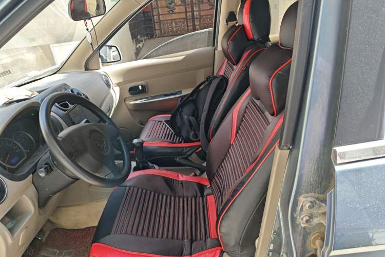 Used Wuling Hongguang 2010 1.2L Comfort Edition China IV Left Front Seat