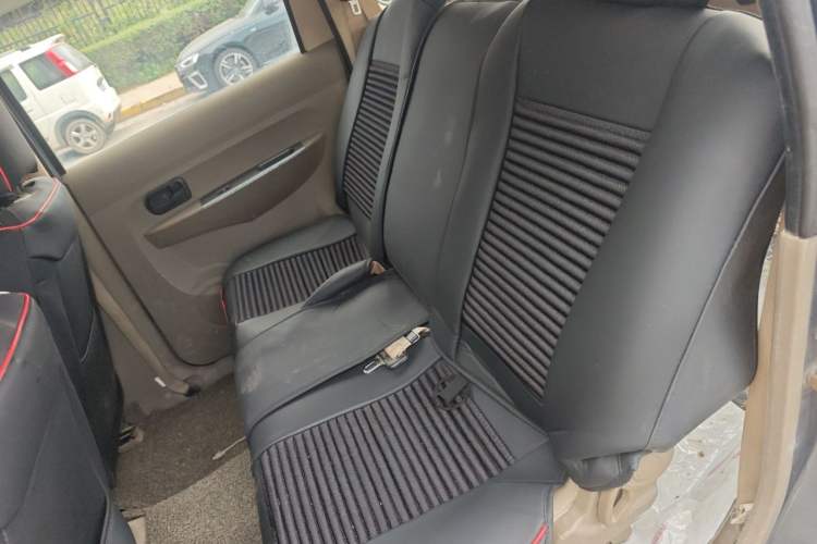 Used Wuling Hongguang 2010 1.2L Comfort Edition China IV Left Rear Seat