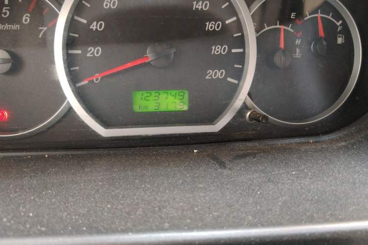 Used Wuling Hongguang 2010 1.2L Base Version China IV Standard Odometer Close Up