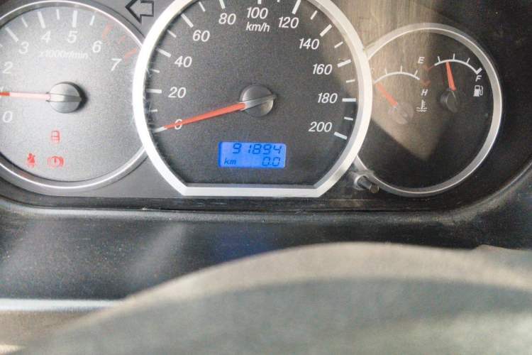 Used Wuling Hongguang 2010 1.2L Comfort Edition China IV Odometer Close Up